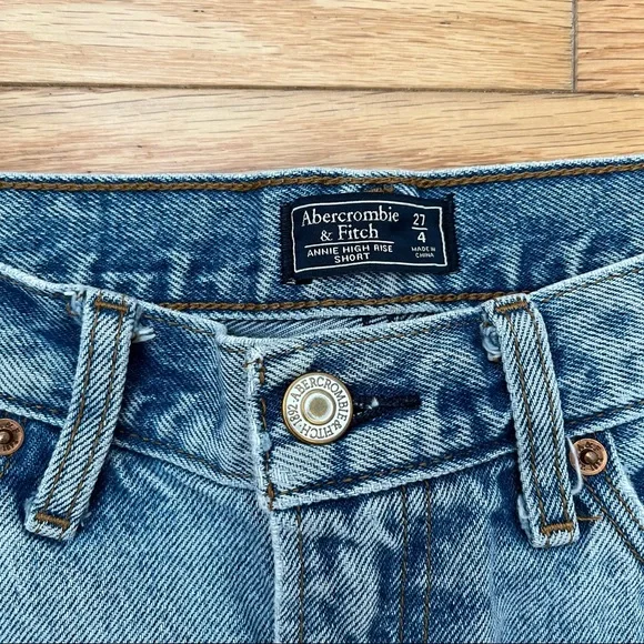 Abercrombie & Fitch Jean Shorts - Picture 2 of 4